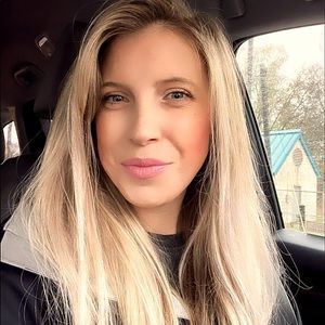 Meet your Posher, Samantha